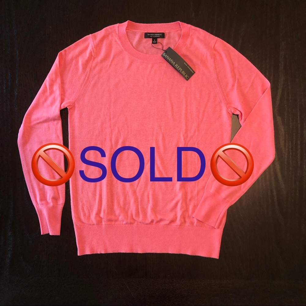 🚫SOLD🚫BANANA REPUBLIC Lightweight Sweater SMALL
